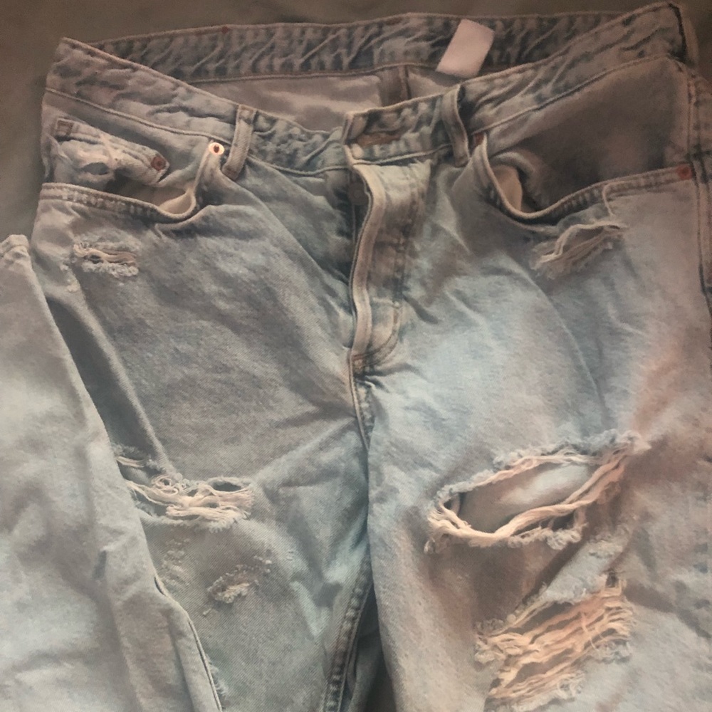 H&M distressed boyfriend jeans lightest wash